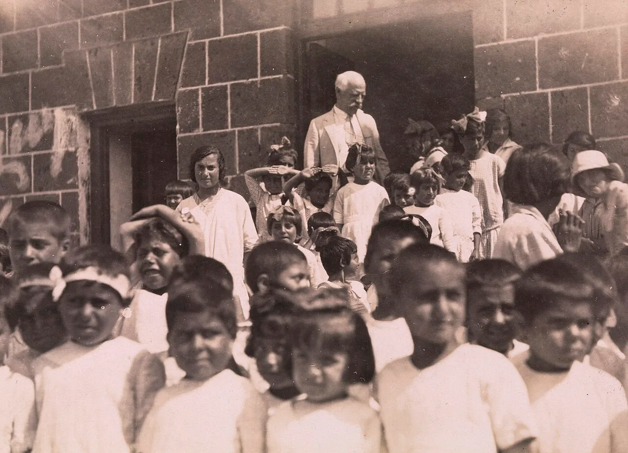 Nansen in front of an Armenian orphanage, 25 June 1925