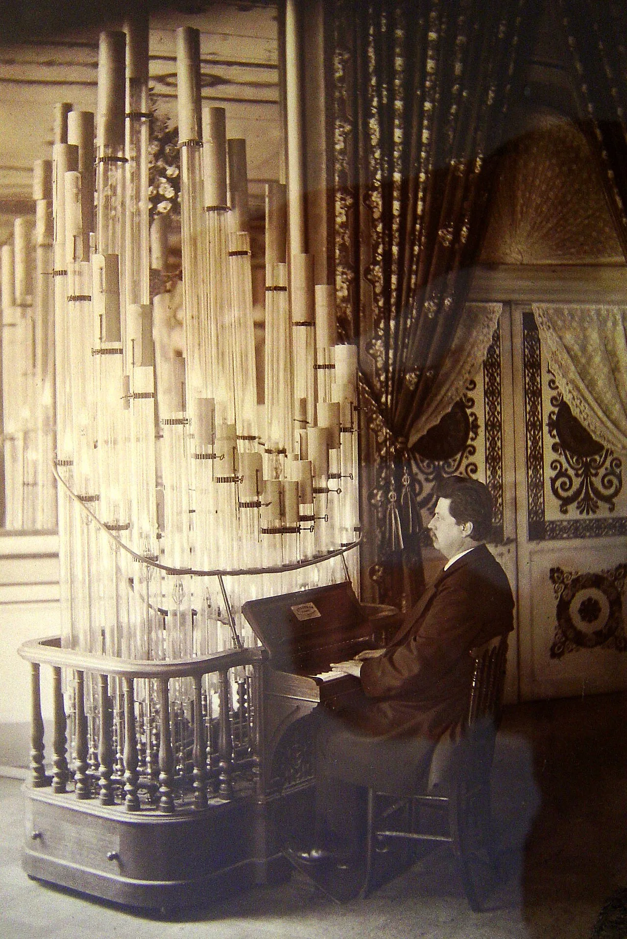 The German composer Wendelin Weißheimer playing a pyrophone