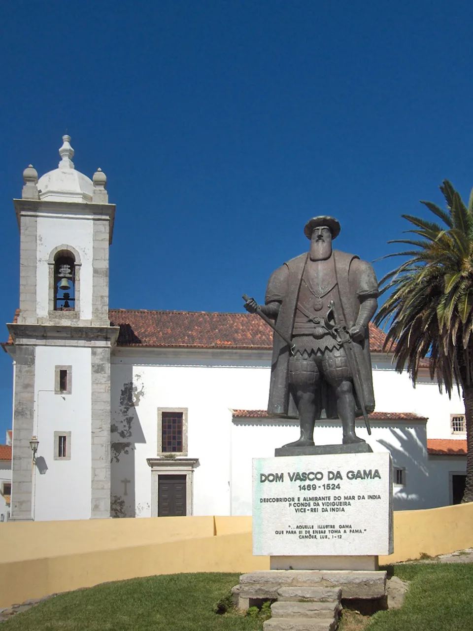 Bronze statue of Vasco da Gama at his birthplace, Sines, Portugal